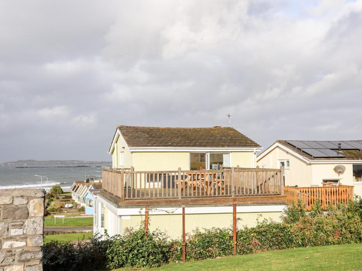 Holiday home The Little Dolphins Rhosneigr